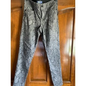 Democracy “ab” solution jeans